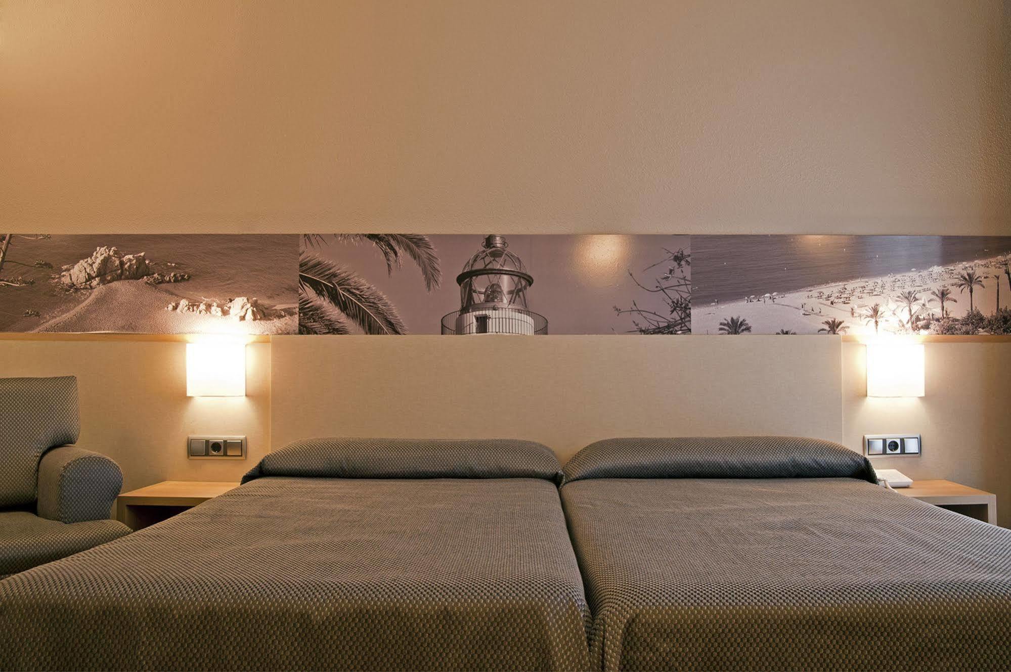 Hotel Bernat II 4*Sup Calella Eksteriør billede